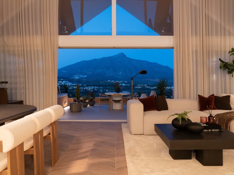 Apartment for Sale in Nueva Andalucía, Malaga 43