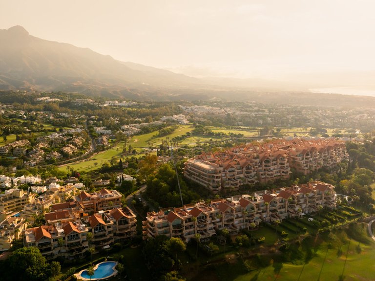 Apartment for Sale in Nueva Andalucía, Malaga 59