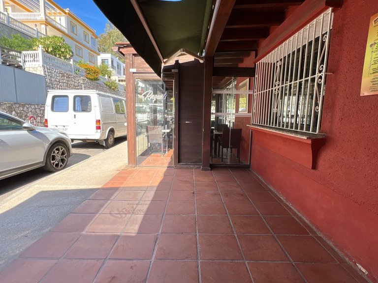 Commercial for Sale in La Cala De Mijas, Malaga 1