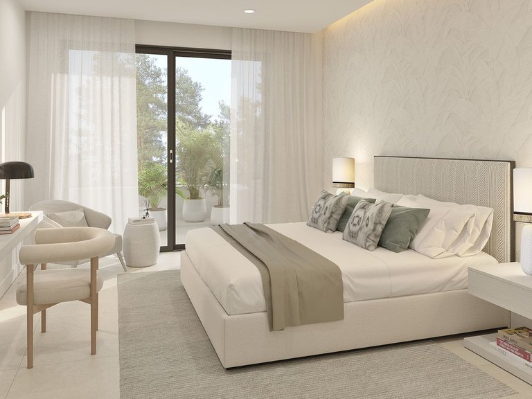 Villa for Sale in Costa del Sol New Golden Mile, Malaga 2