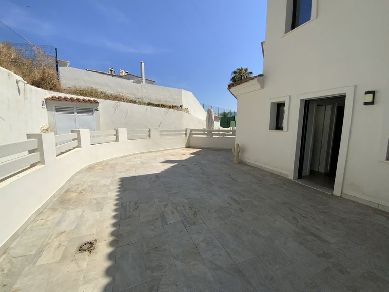 Villa for Sale in Estepona, Malaga 12