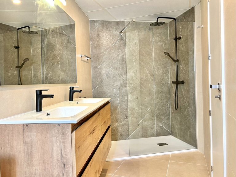 Villa for Sale in Estepona, Malaga 7