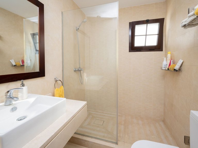 Apartment for Sale in Altos De Los Monteros, Malaga 15