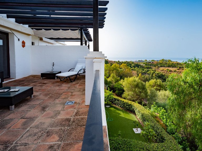 Apartment for Sale in Altos De Los Monteros, Malaga 2