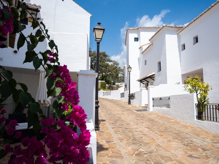Apartment for Sale in Altos De Los Monteros, Malaga 26