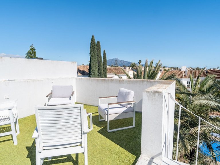 Apartment for Sale in Estepona, Malaga 15