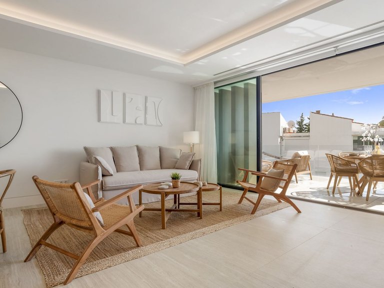 Apartment for Sale in Estepona, Malaga 11