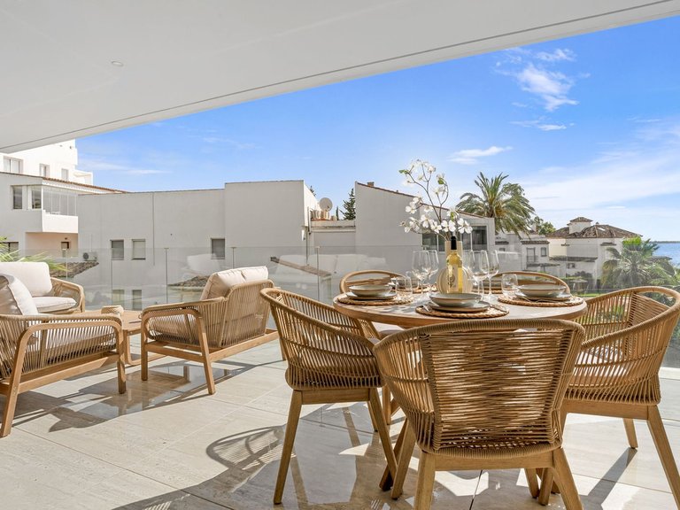 Apartment for Sale in Estepona, Malaga 8