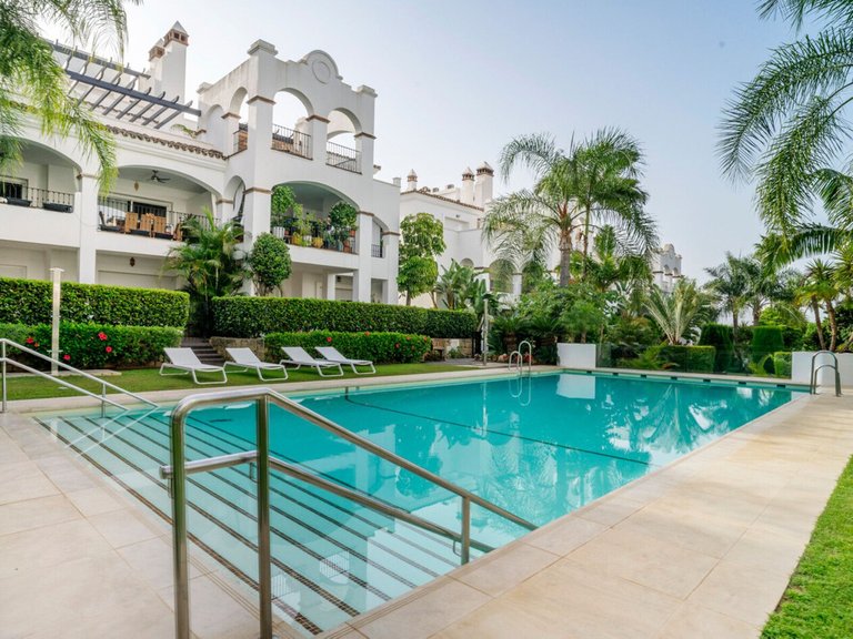 Apartment for Sale in Costa del Sol Sierra Blanca, Malaga 1