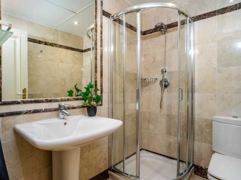 Apartment for Sale in Costa del Sol Sierra Blanca, Malaga 7
