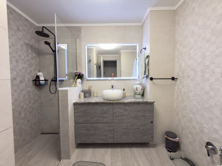 Apartment for Sale in Elviria, Malaga 38