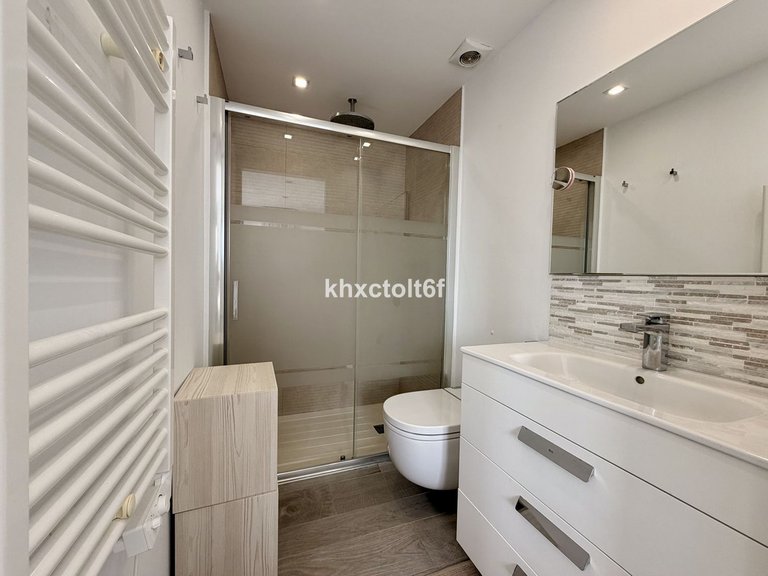 Apartment for Sale in Marbella, Malaga 15