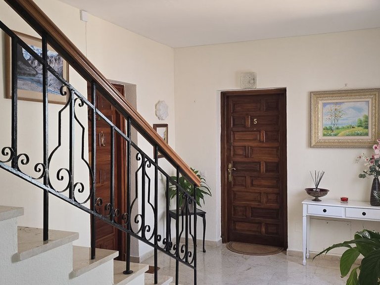 Apartment for Sale in El Paraiso, Malaga 3
