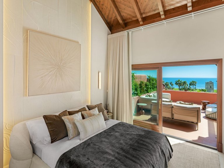 Apartment for Sale in New Golden Mile, Malaga 22