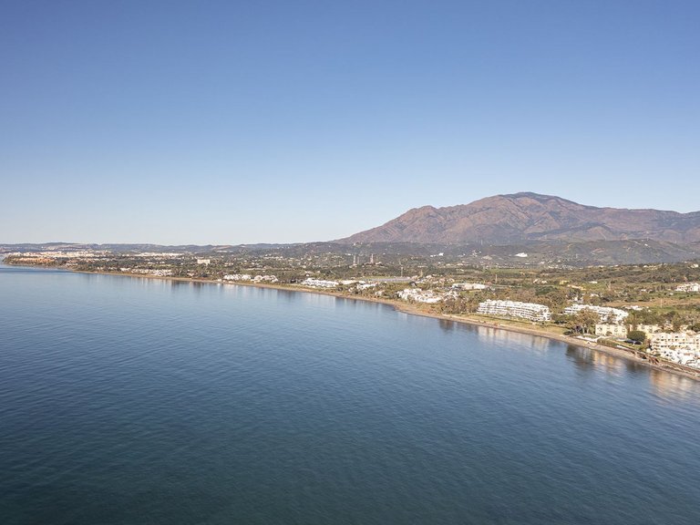 Apartment for Sale in New Golden Mile, Malaga 3