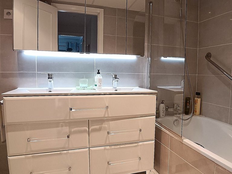 Apartment for Sale in Marbella, Malaga 23