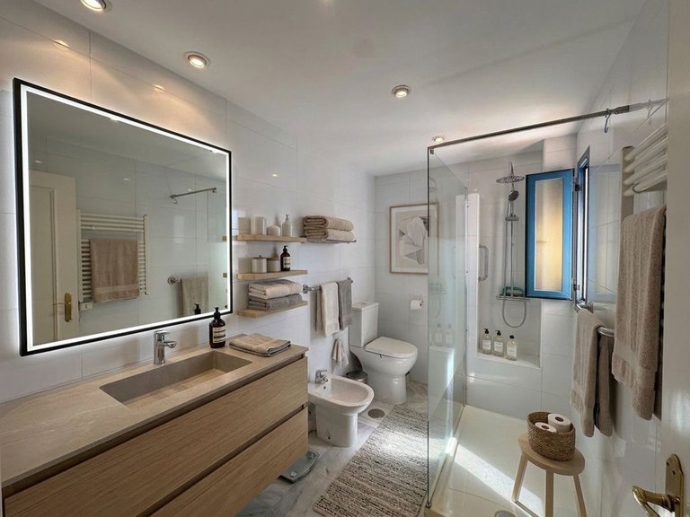 Apartment for Sale in Marbella, Malaga 27