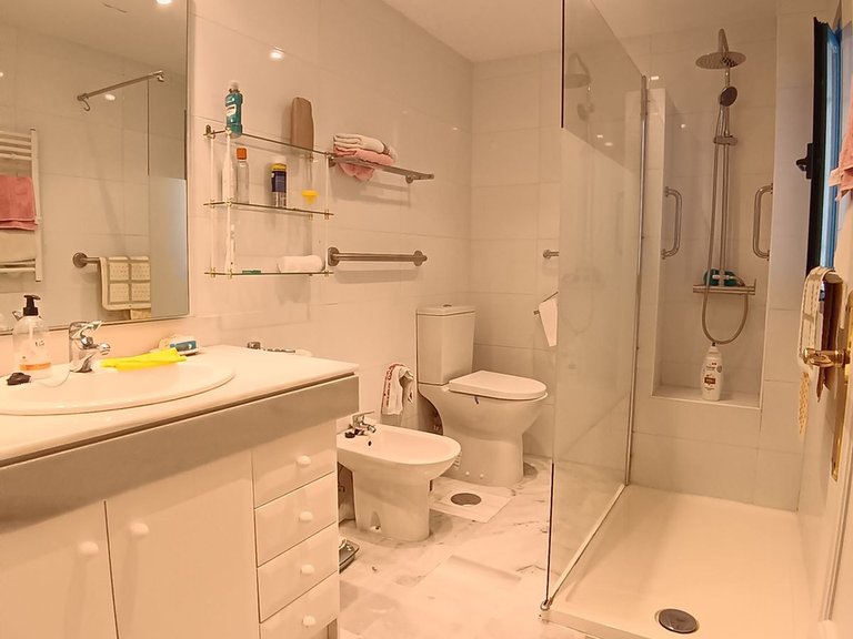 Apartment for Sale in Marbella, Malaga 28