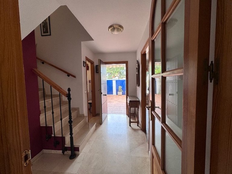 Villa for Sale in San Pedro De Alcántara, Malaga 11