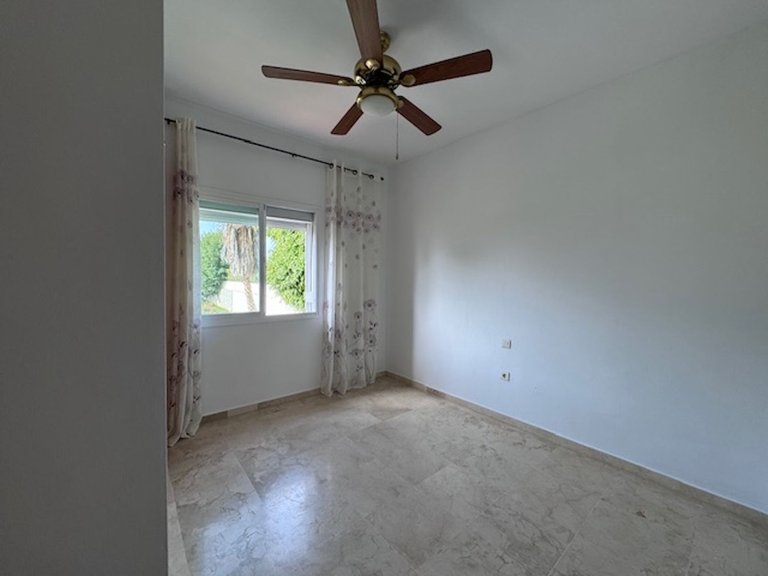 Villa for Sale in San Pedro De Alcántara, Malaga 25