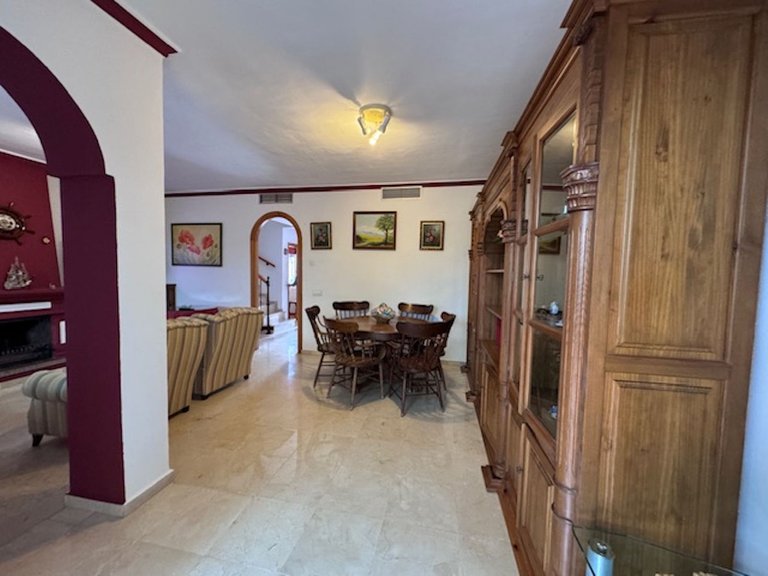 Villa for Sale in San Pedro De Alcántara, Malaga 8