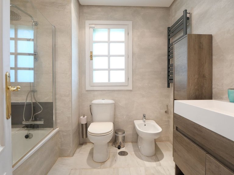 Apartment for Sale in Puerto De Cabopino, Malaga 28