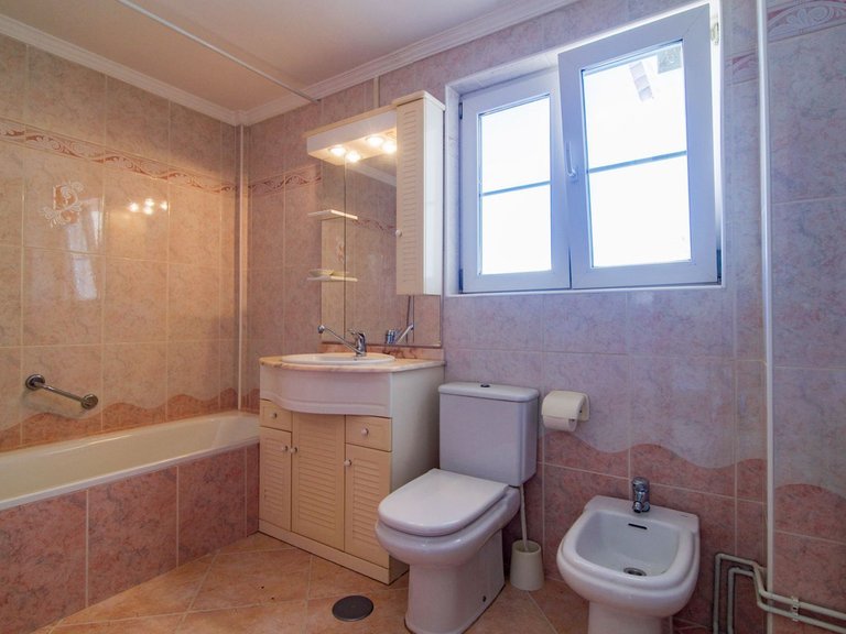 Villa for Sale in Fuengirola, Malaga 10