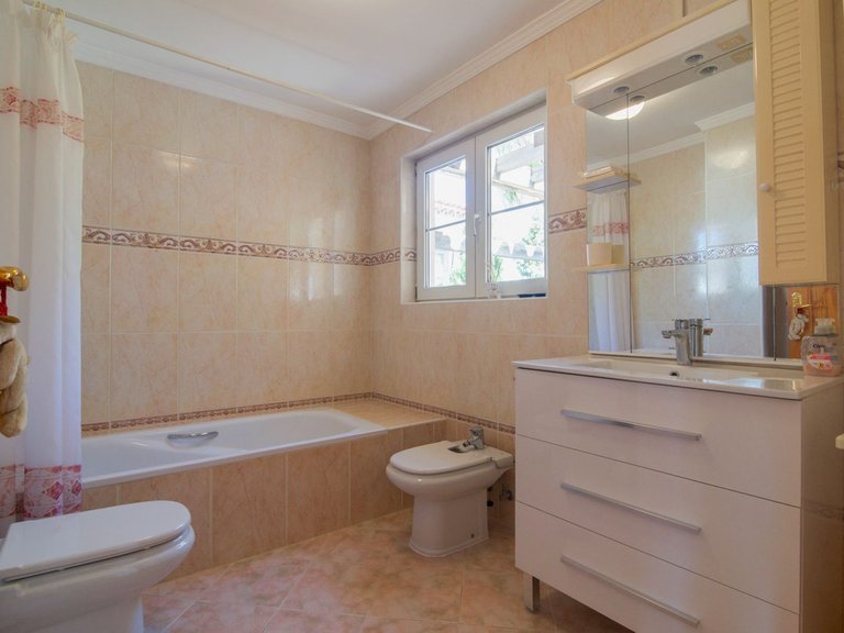 Villa for Sale in Fuengirola, Malaga 9