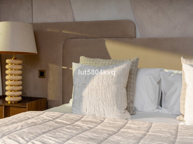 Apartment for Sale in The Golden Mile, Malaga 13