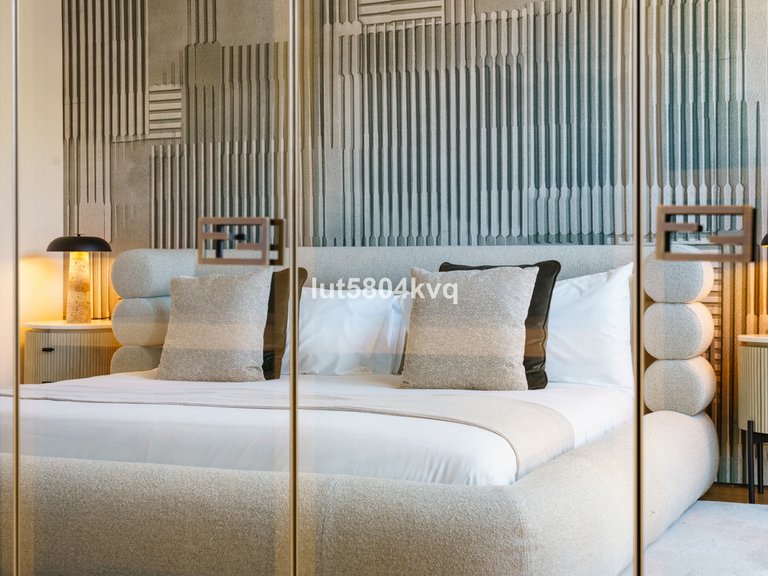 Apartment for Sale in The Golden Mile, Malaga 20