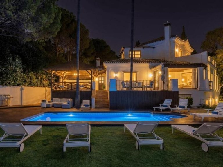 Villa for Sale in La Zagaleta, Malaga 10