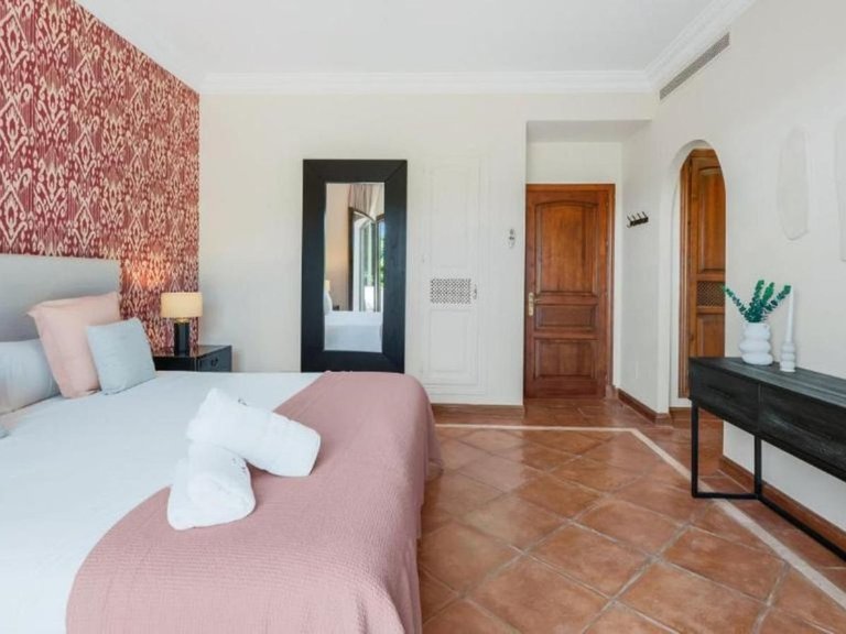 Villa for Sale in La Zagaleta, Malaga 16
