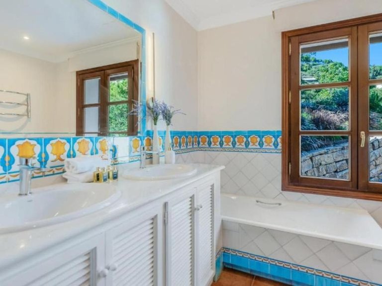 Villa for Sale in La Zagaleta, Malaga 29