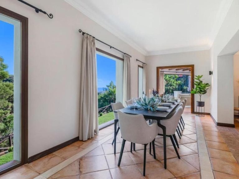 Villa for Sale in La Zagaleta, Malaga 40