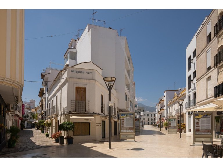 Apartment for Sale in Estepona, Malaga 12