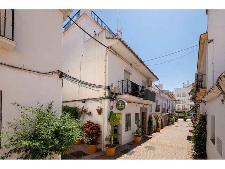 Apartment for Sale in Estepona, Malaga 15