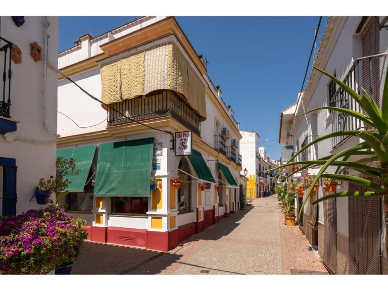 Apartment for Sale in Estepona, Malaga 16