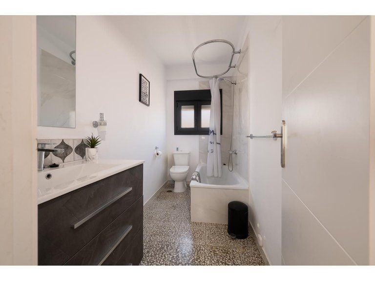 Apartment for Sale in Estepona, Malaga 5