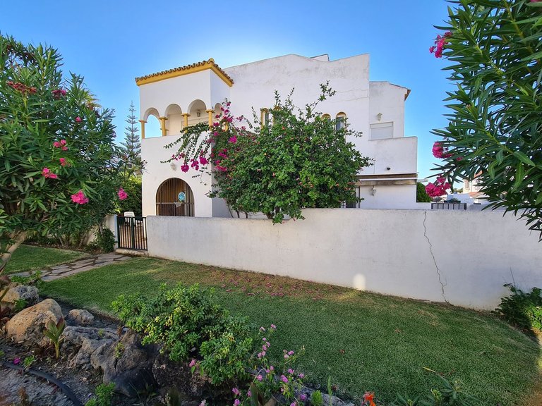 Villa for Sale in Casares Playa, Malaga 1