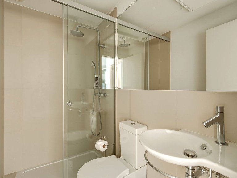 Apartment for Sale in Benalmadena Costa, Malaga 21