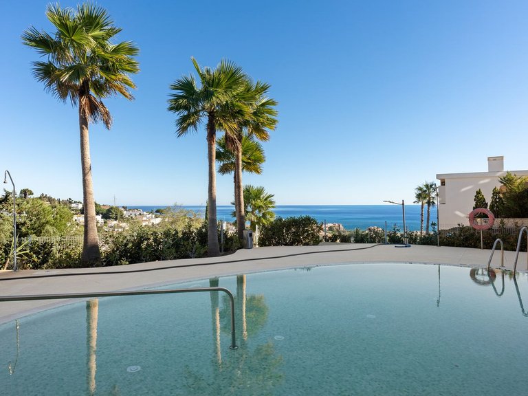 Apartment for Sale in Benalmadena Costa, Malaga 22