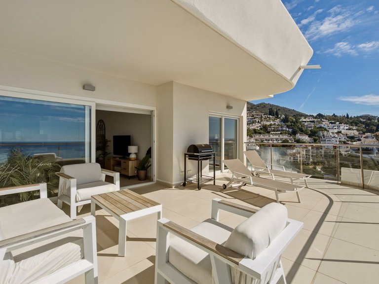 Apartment for Sale in Benalmadena Costa, Malaga 24