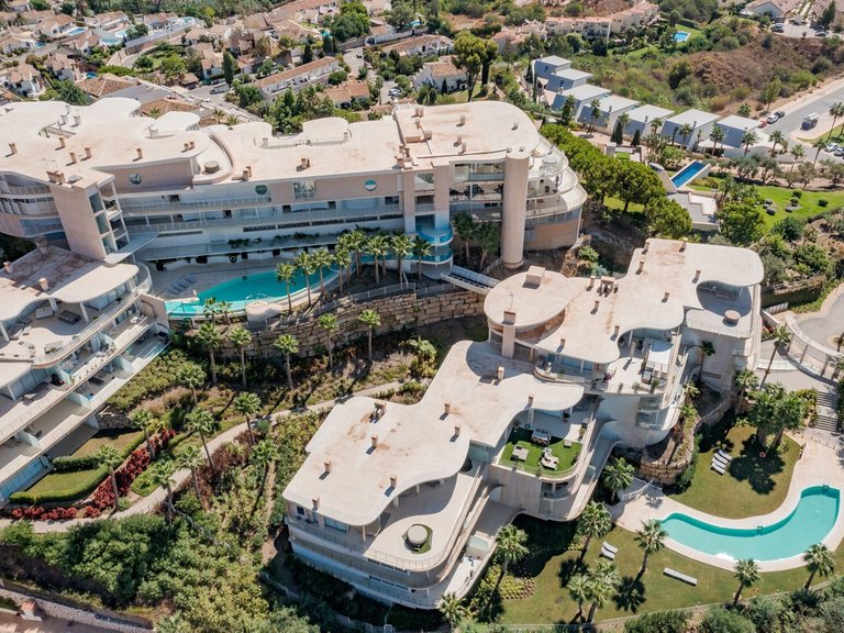 Apartment for Sale in Benalmadena Costa, Malaga 30