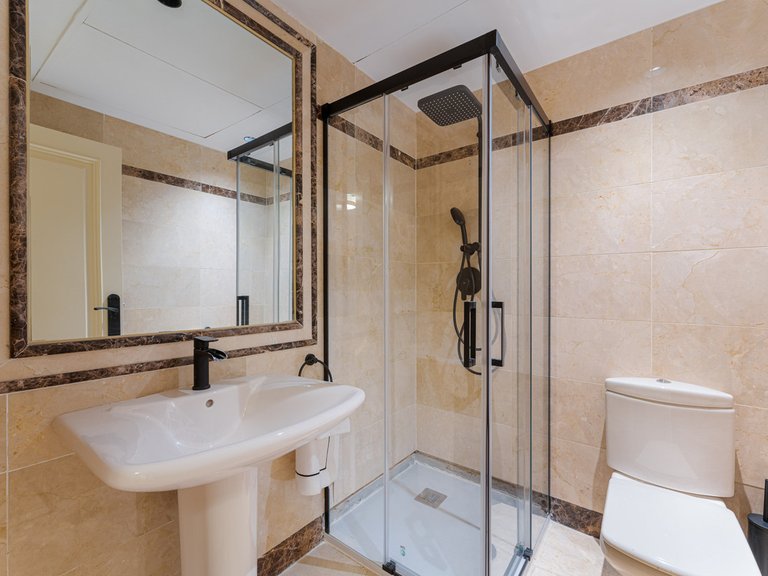 Apartment for Sale in Sierra Blanca, Malaga 19