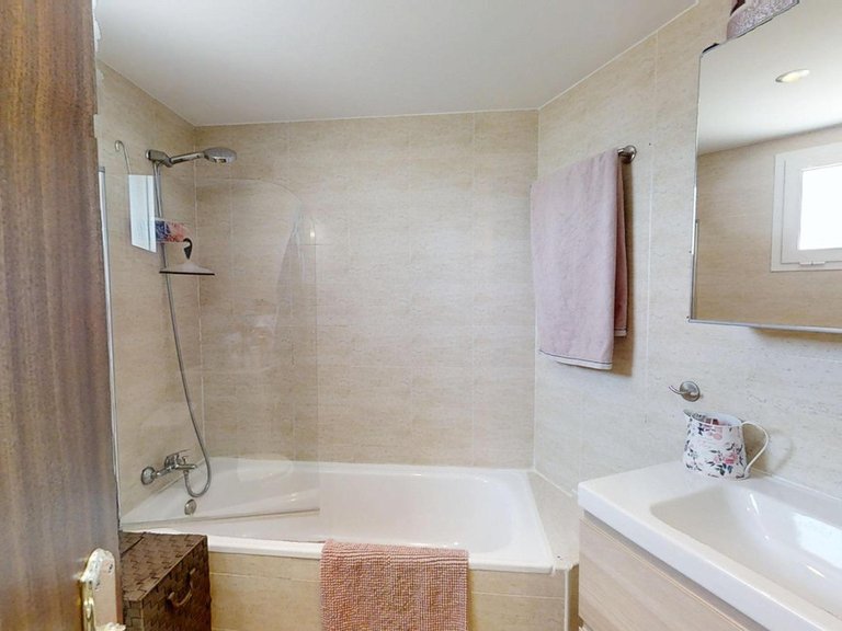 Apartment for Sale in Alhaurín De La Torre, Malaga 18