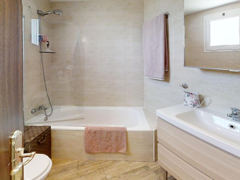 Apartment for Sale in Alhaurín De La Torre, Malaga 19