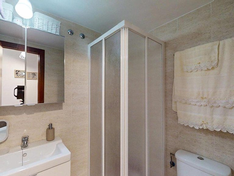 Apartment for Sale in Alhaurín De La Torre, Malaga 9