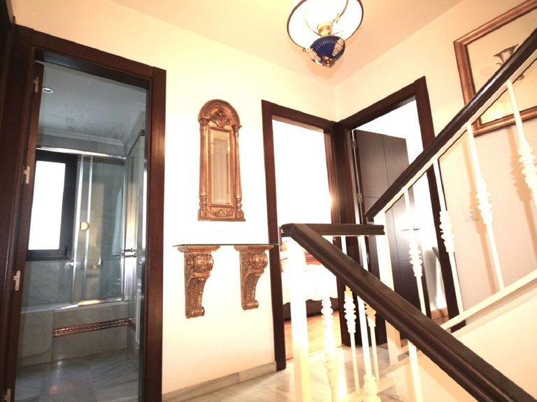 Villa for Sale in Marbella, Malaga 17