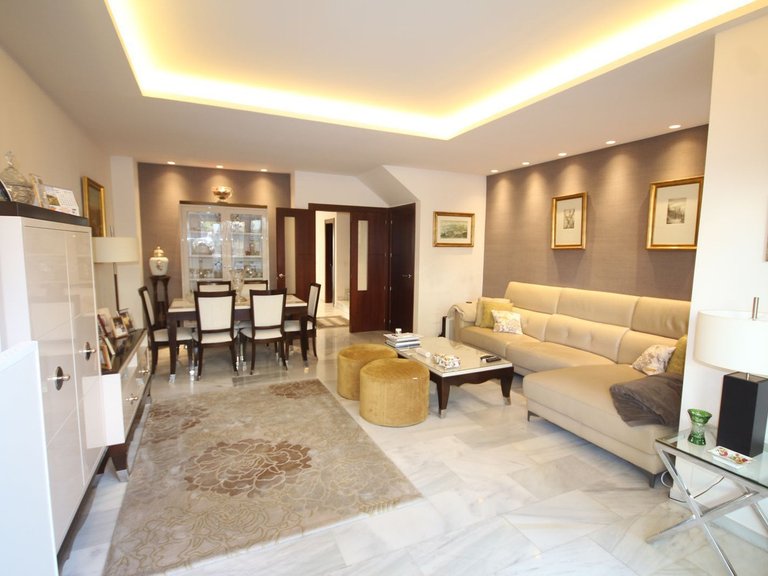 Villa for Sale in Marbella, Malaga 5