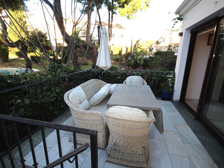 Villa for Sale in Marbella, Malaga 9